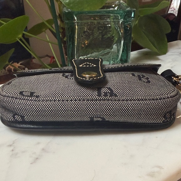 Dooney & Bourke Black and Gray Wristlet - Picture 6 of 9